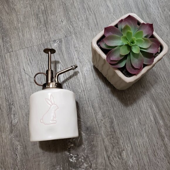 Rae Dunn Hare Spray Plant Mister Sprayer - Picture 2 of 6